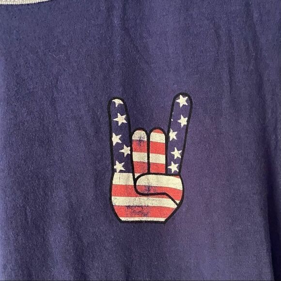 Rebellious One American Sign Language graphic TeePatriotic American flag XL - Picture 2 of 5